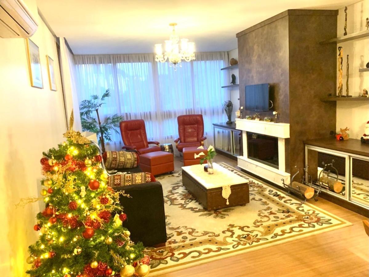 Apto Lindo E Novo No Centro Gramado Exteriör bild